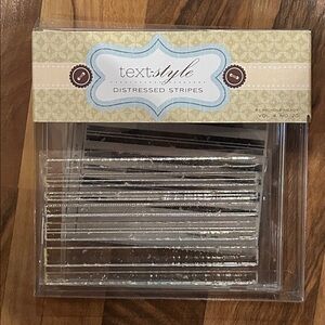 Papertrey Ink (PTI) Textstyle Distressed Stripes Stamp Set

Rare